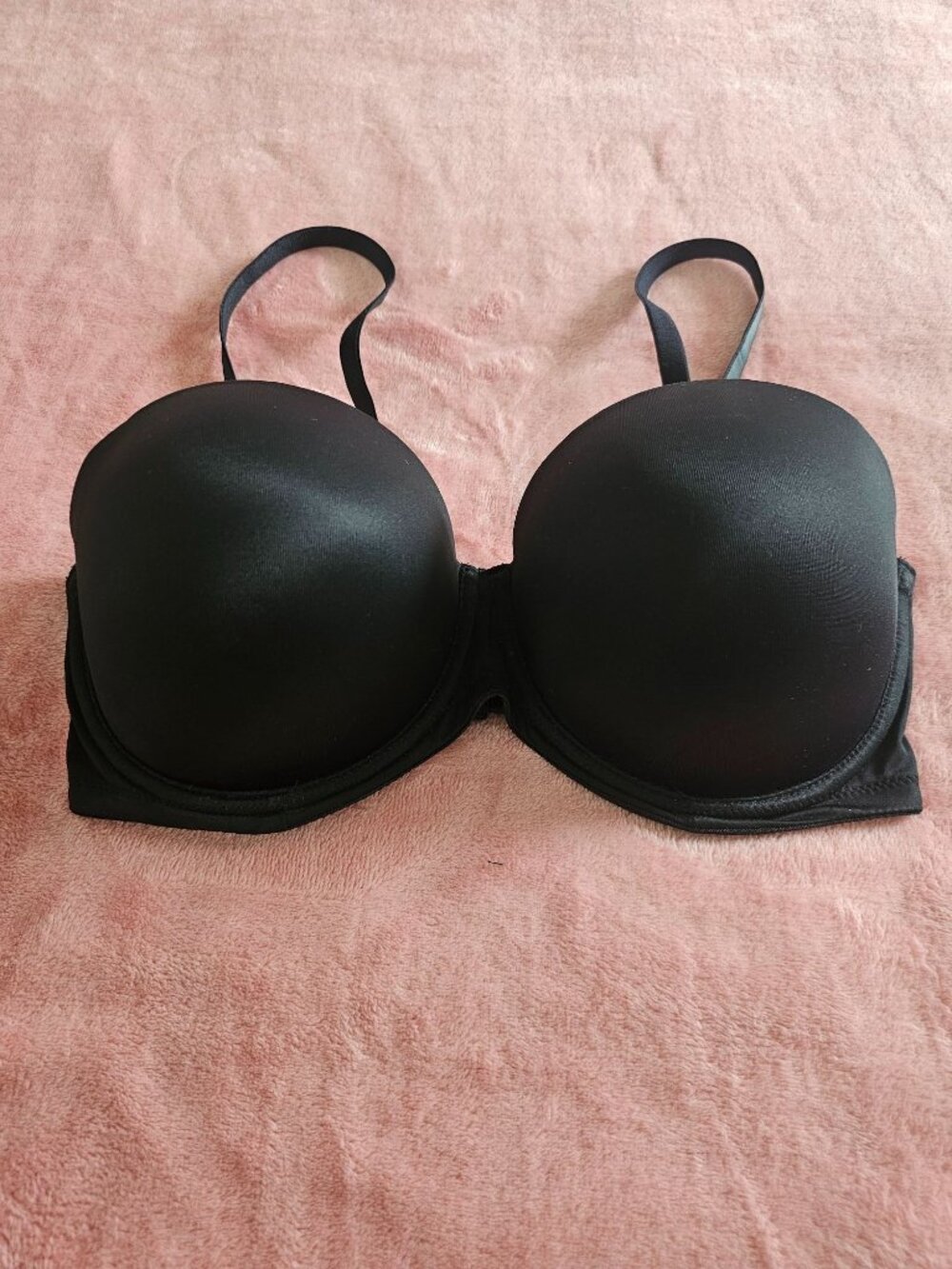 VICTORIA'S SECRET PINK black push-up bra 34DD PRE OWNED - Picture 1 of 11